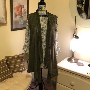 Cardi Vest